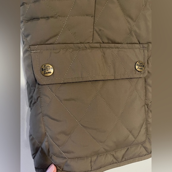 Eddie Bauer Goose down vest - Picture 7 of 8